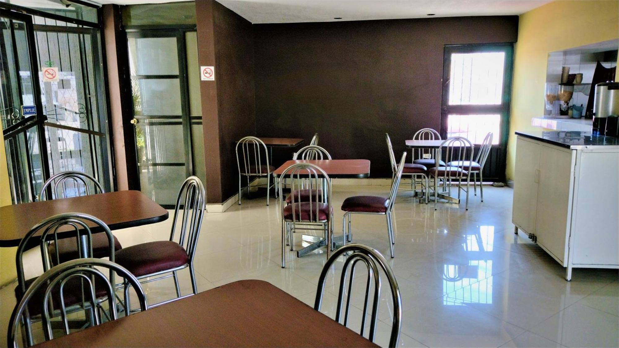 Laguna Inn Torreón المظهر الخارجي الصورة