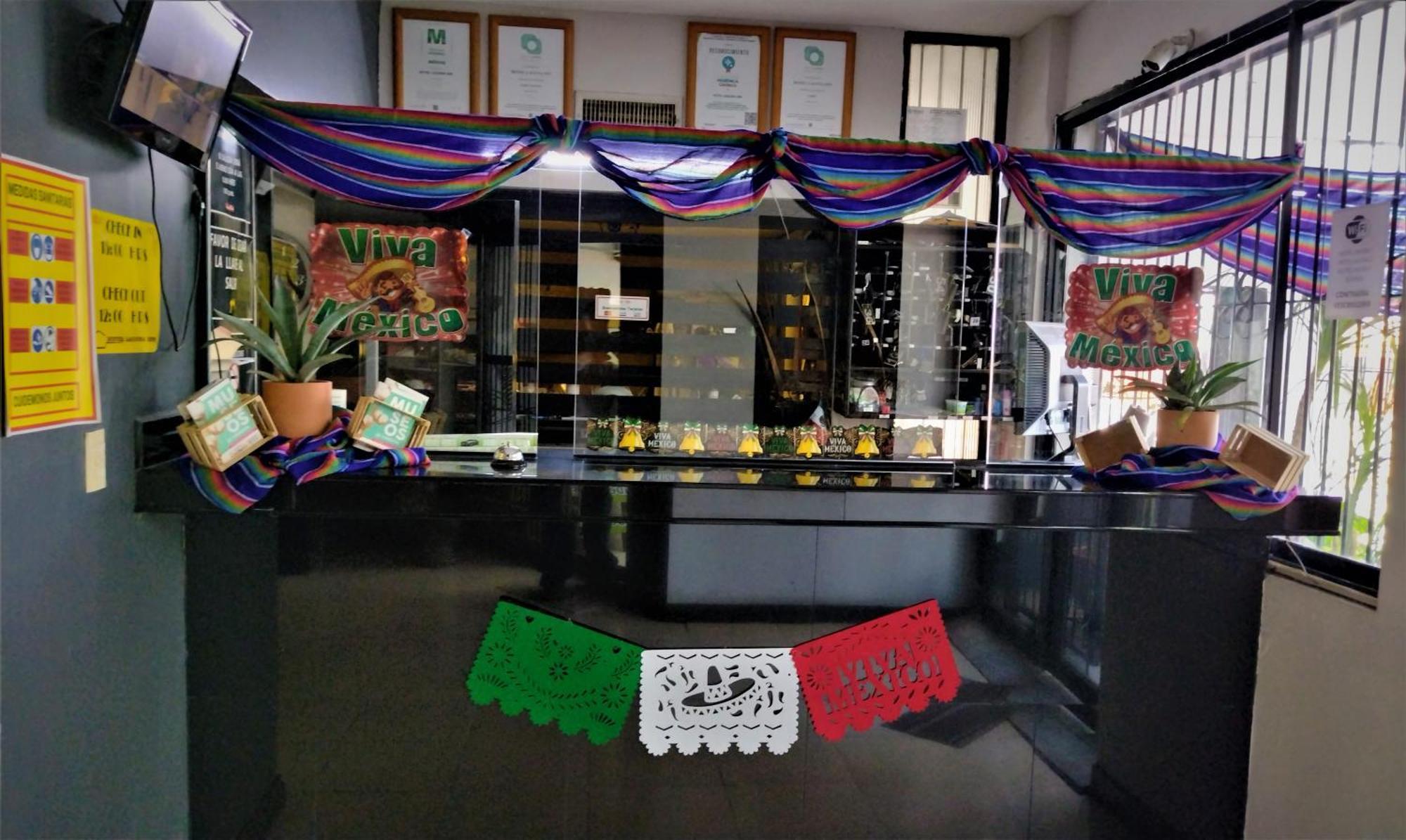 Laguna Inn Torreón المظهر الخارجي الصورة