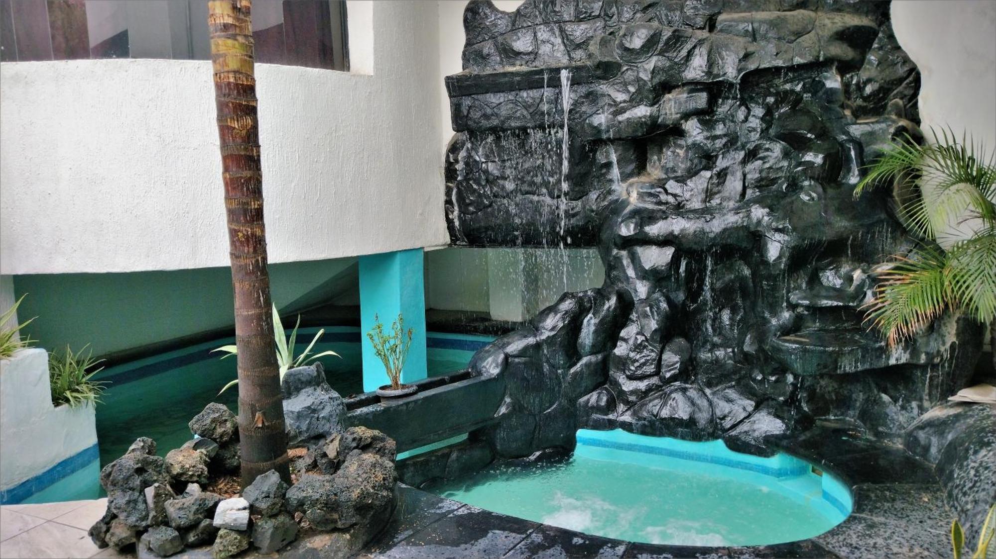 Laguna Inn Torreón المظهر الخارجي الصورة